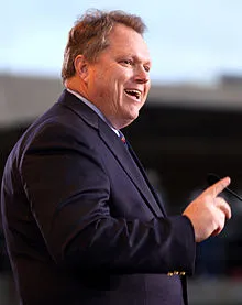 Mayor Scott Smith Goes Inside The Dogg House