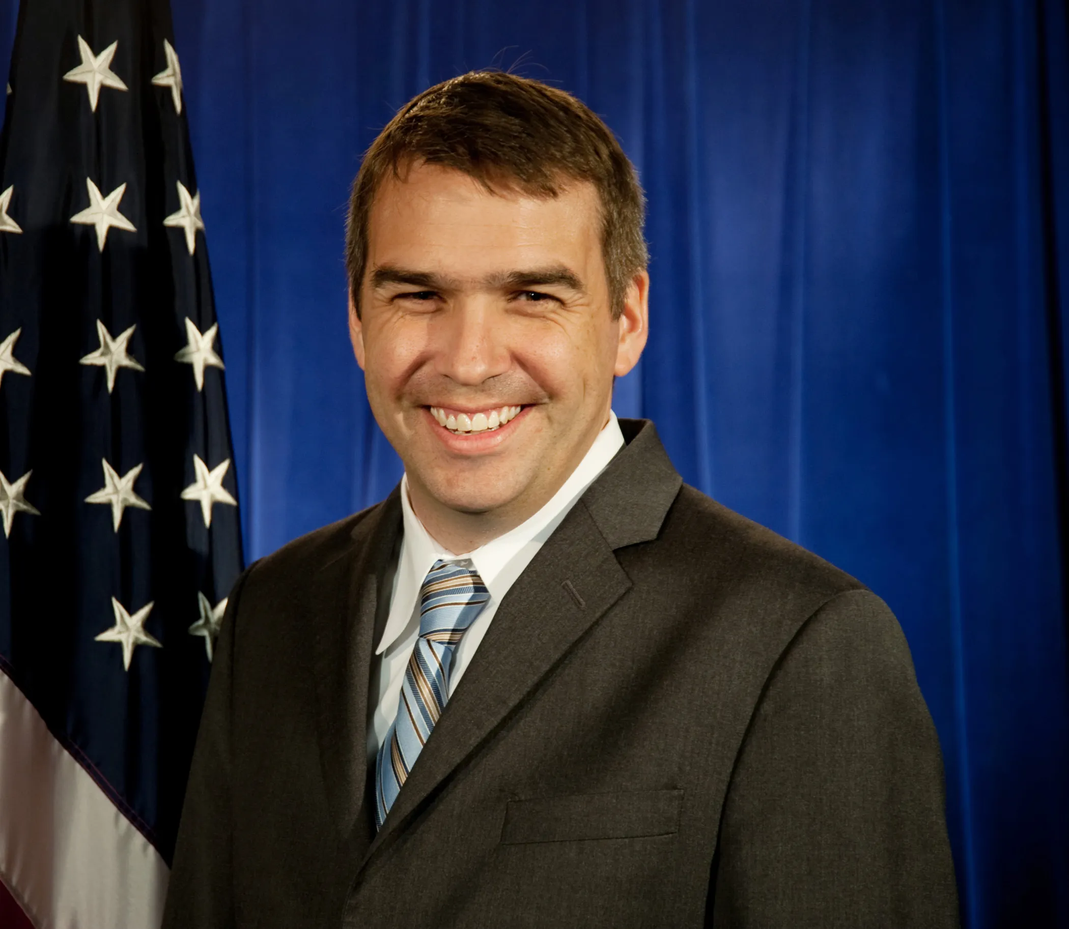 Brent Colburn Barks In The Dogg House