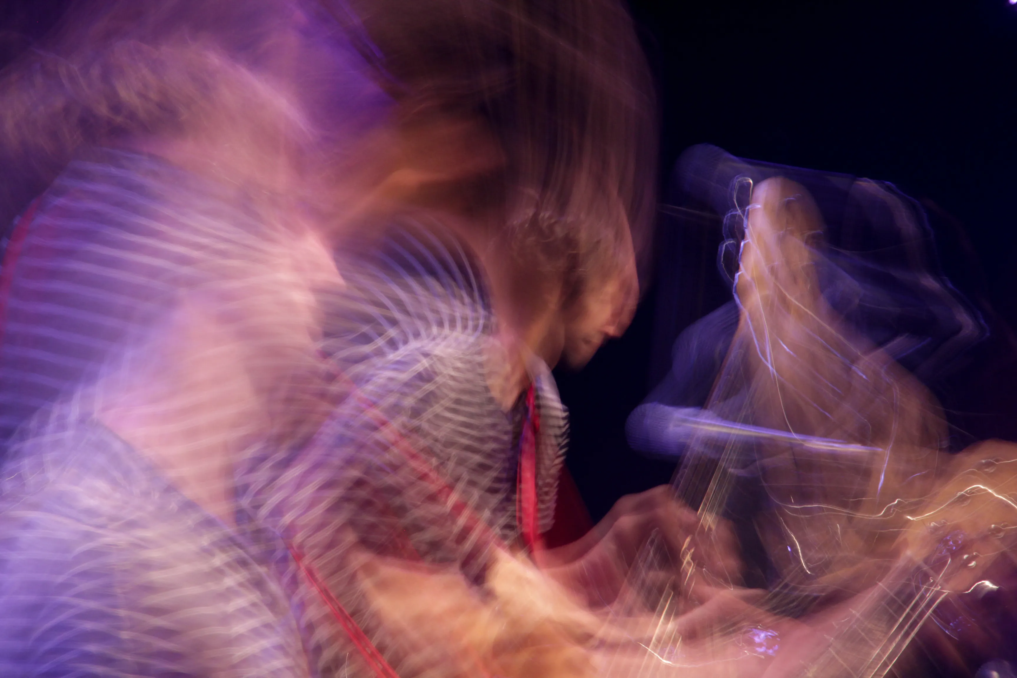 Delicate Steve: Concert-side Chat