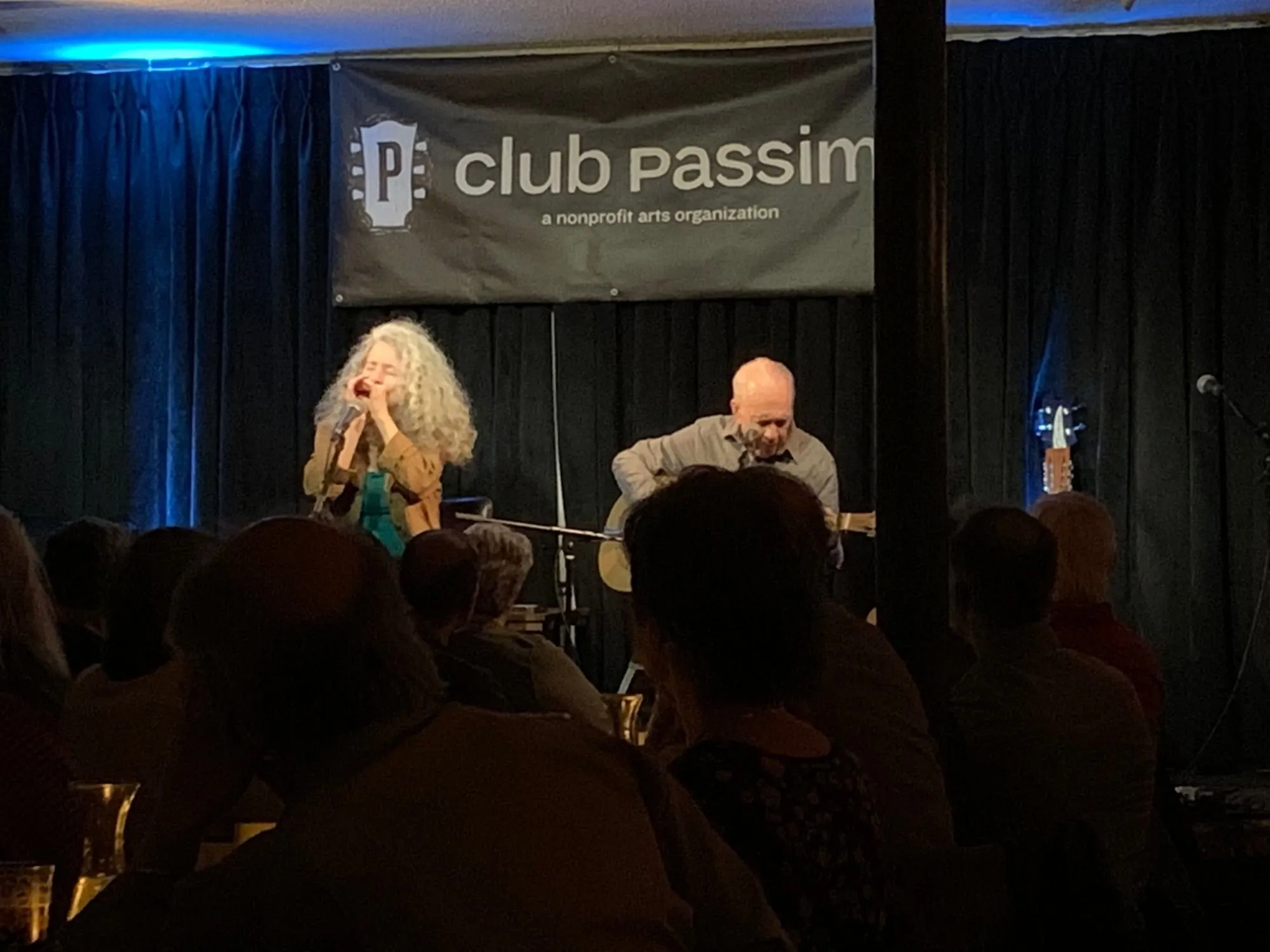 Paul Rishell and Annie Raines Fill Club Passim with Classic Blues and Communal Cheer