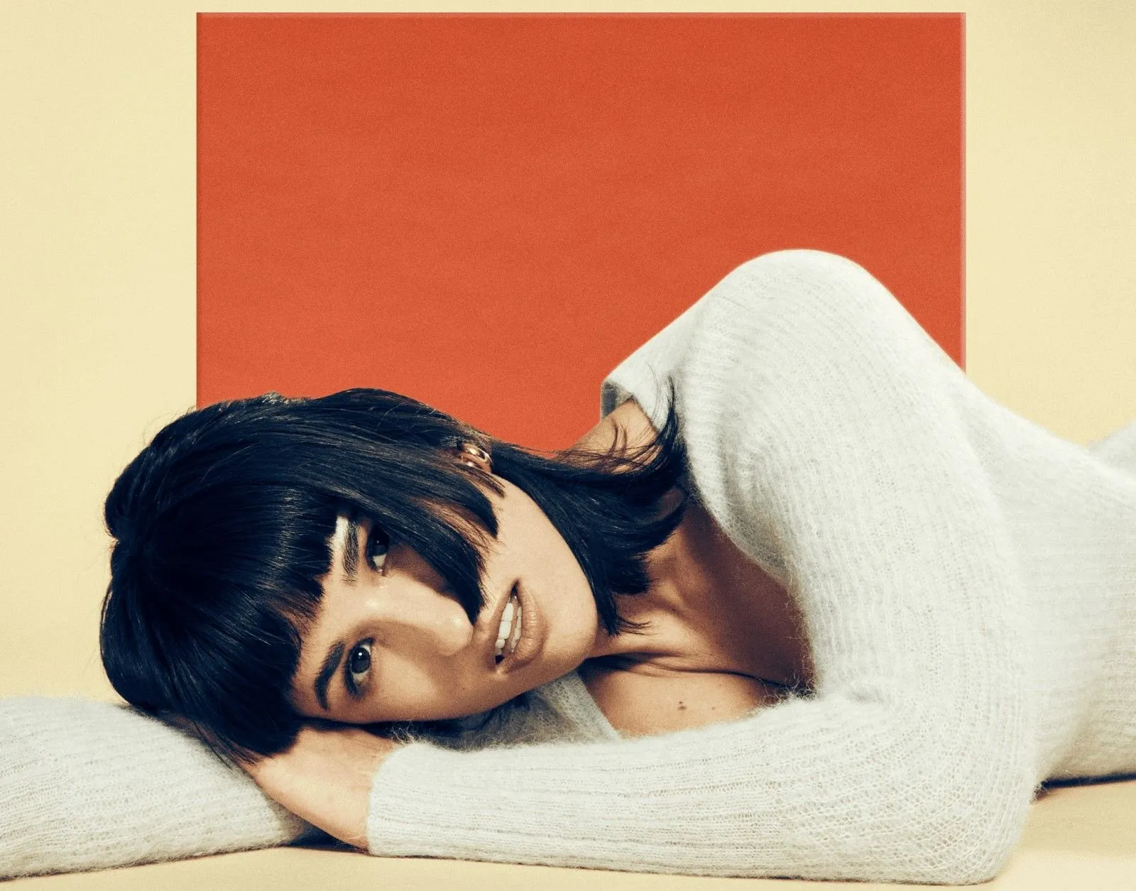 Orange Skies that should be Blue: Tuning in with Rozzi