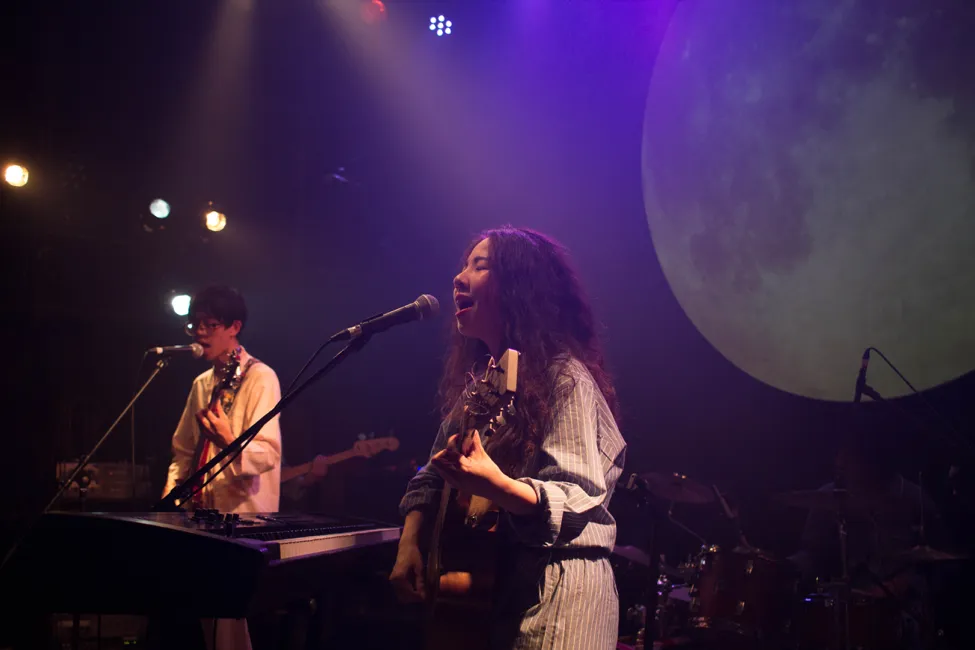 RH in Tokyo: Aoyama Moon Romantic