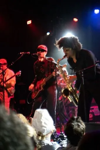 black midi casts a spell at The Sinclair