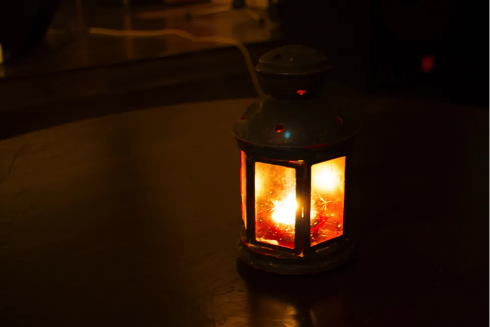 RH in Tokyo: Unplugged at Mona Records